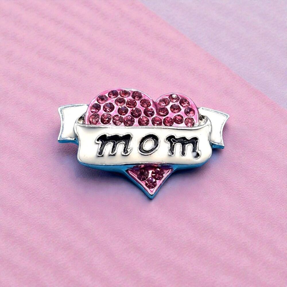 Pink Heart‎ 'Mom' Brooch